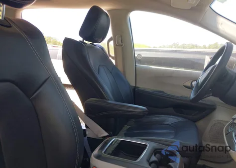 2022 Chrysler Pacifica Touring L из США, поврежденный, VIN 2C4RC1BG0NR162013